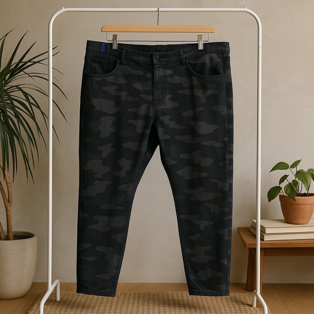 G by Giuliana Women's 26W Camo Denim Jeggings Pull-On Stretch Pants